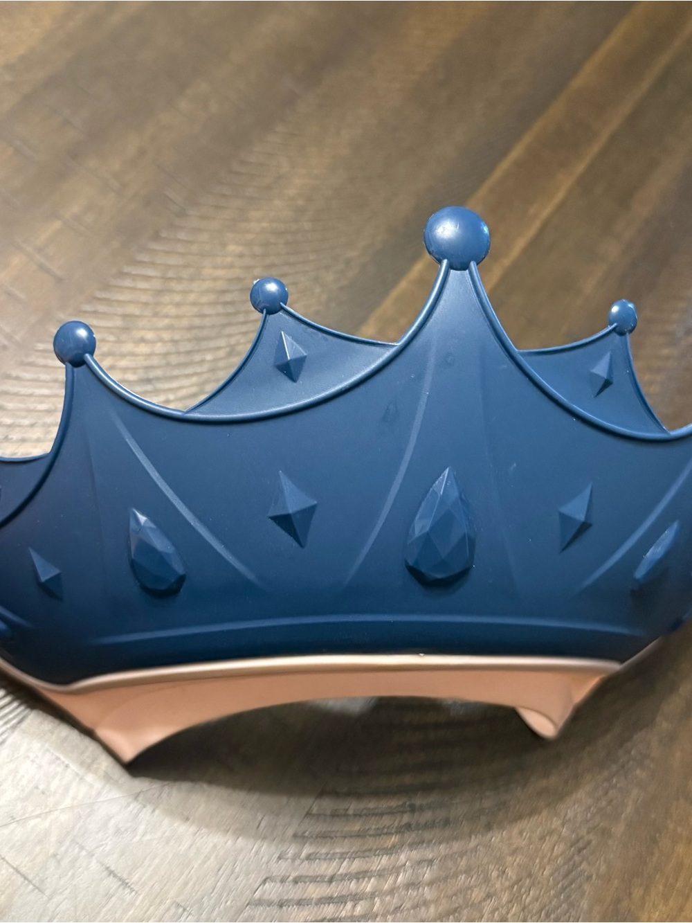 Decorative Blue Crown Accent - Home Accents